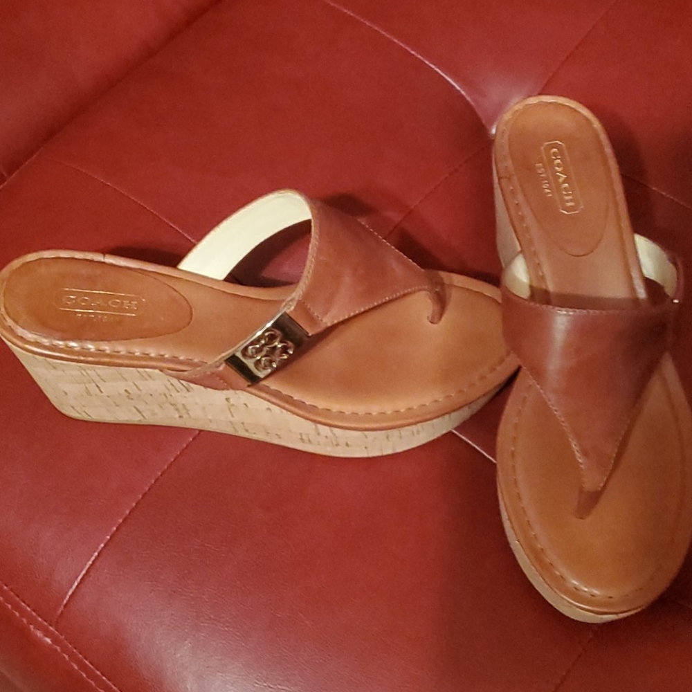 I Have Listed 6 Pair Of Shoes And 2 Pair Of Sandal - image 5